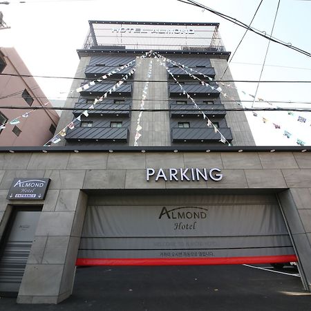 Almond Hotel Gupo Station Пусан Екстериор снимка
